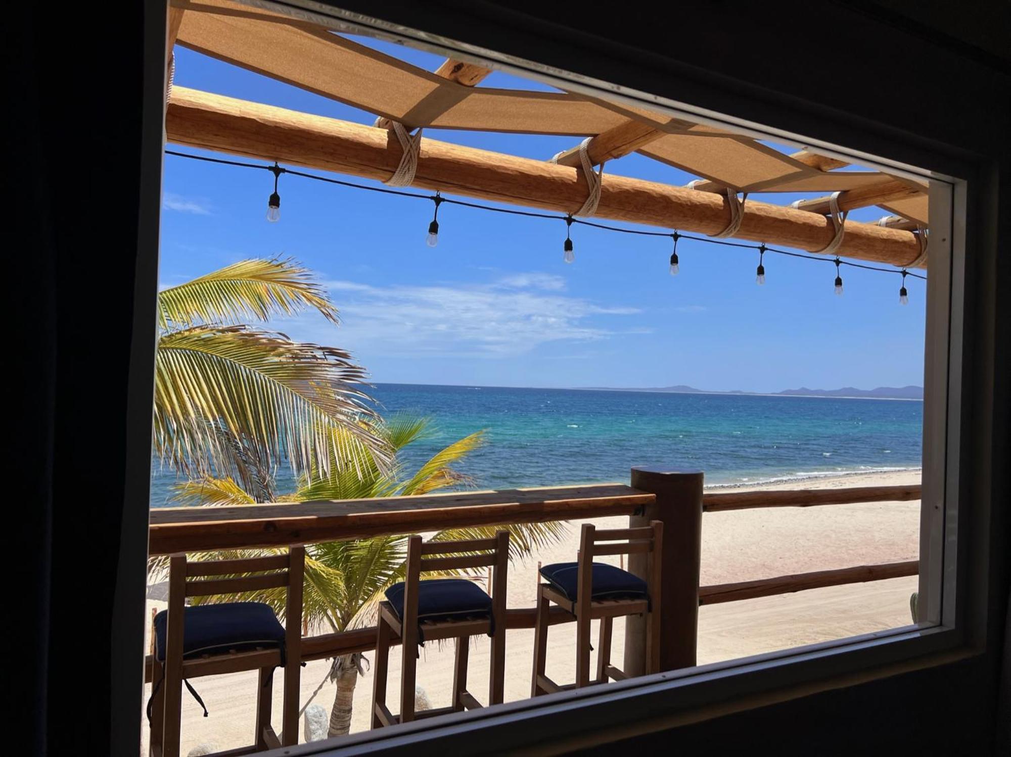 Beach Front Lofts, La Ventana Luaran gambar