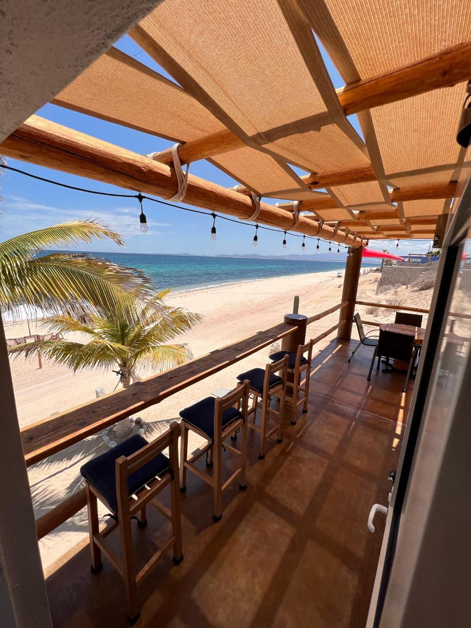 Beach Front Lofts, La Ventana Luaran gambar